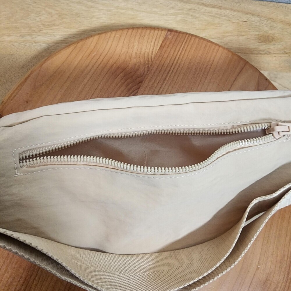 BEIS The Pack Nylon Belt Bag Womens Medium Beige Nylon Crossbody Travel - Picture 11 of 15